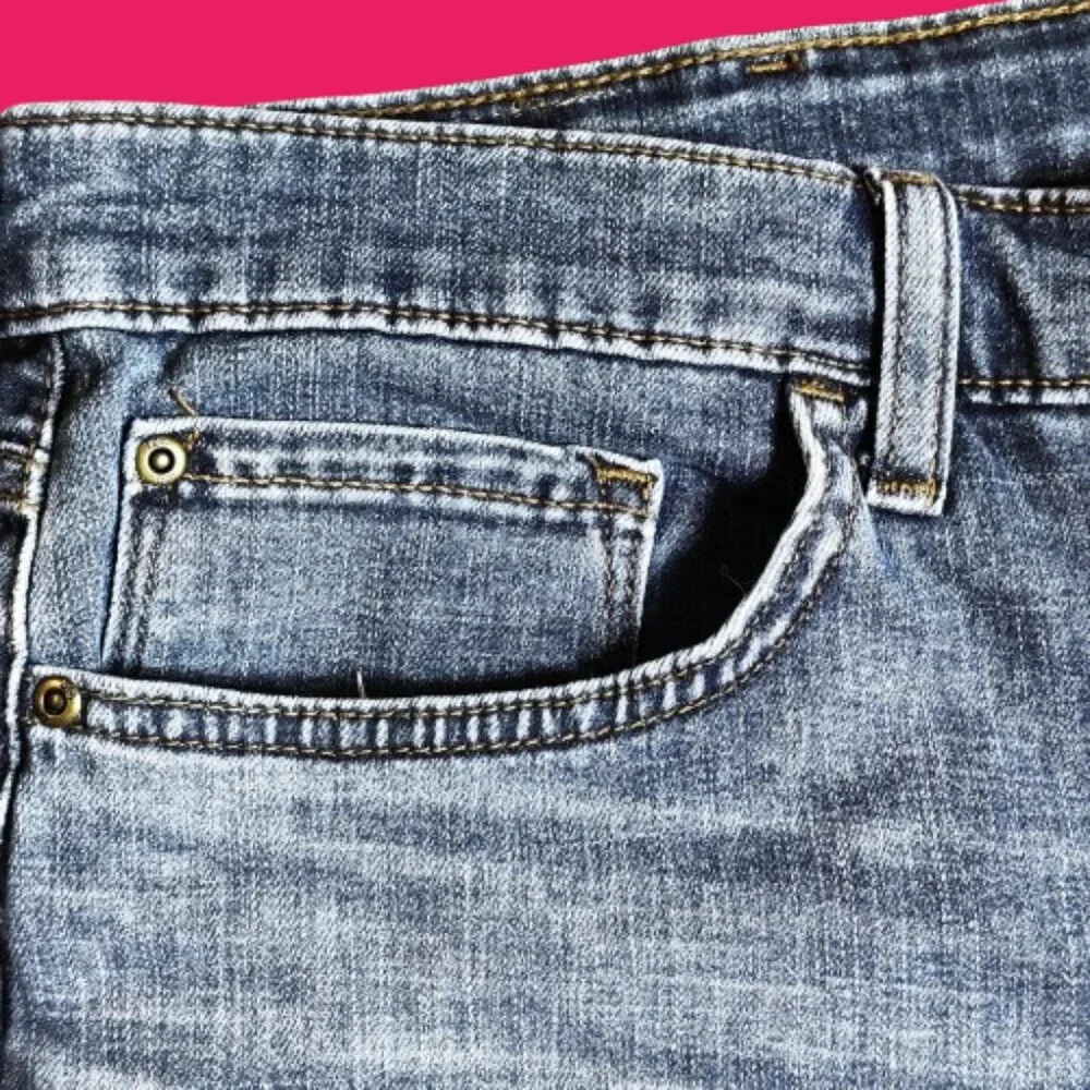 Lee Women’s Capri Jeans Size 22M Mid Rise Regular Fit Stretch Denim - Picture 6 of 12